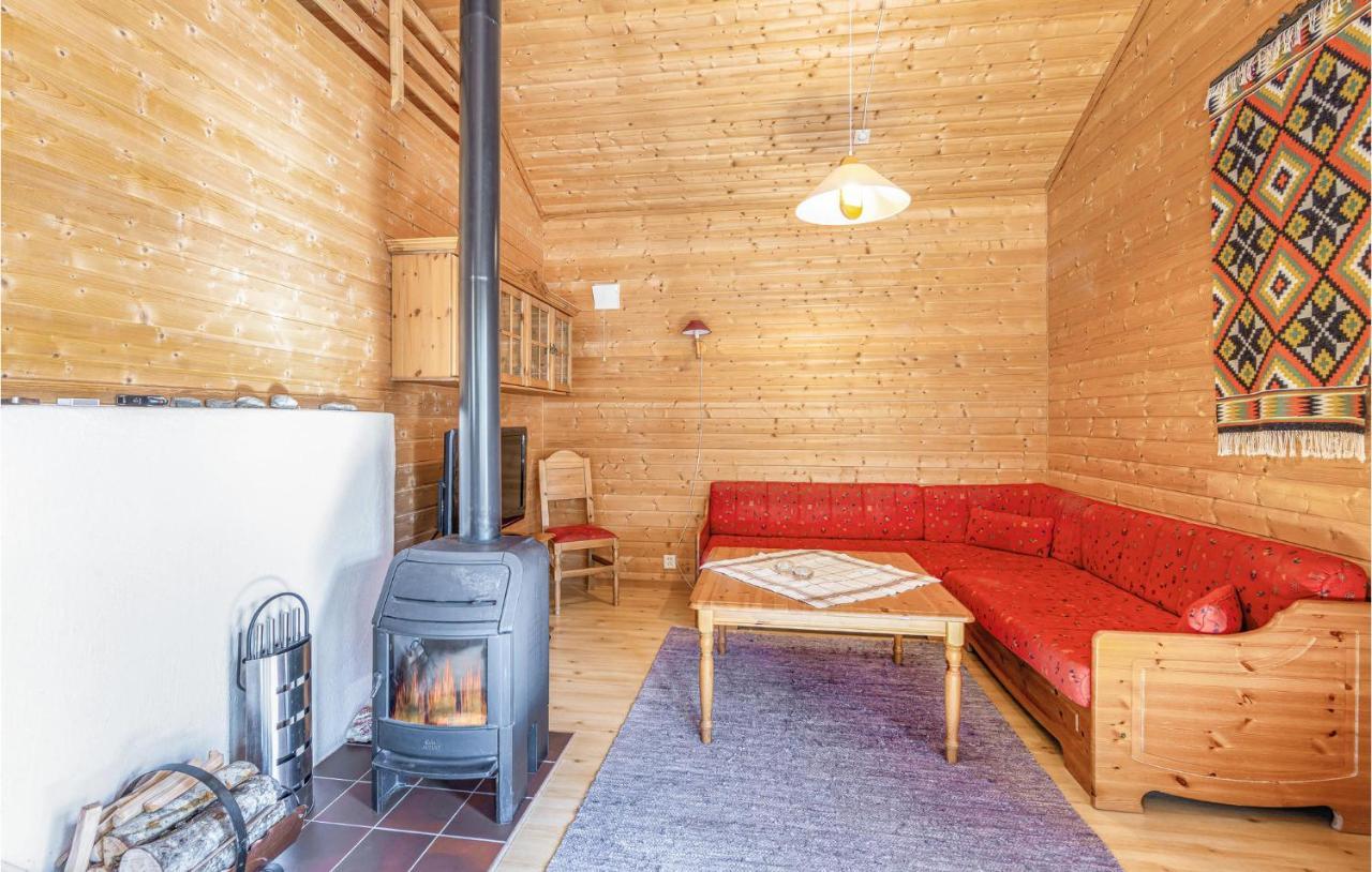 Cozy Home In Fjaerland With House A Mountain View Eksteriør bilde