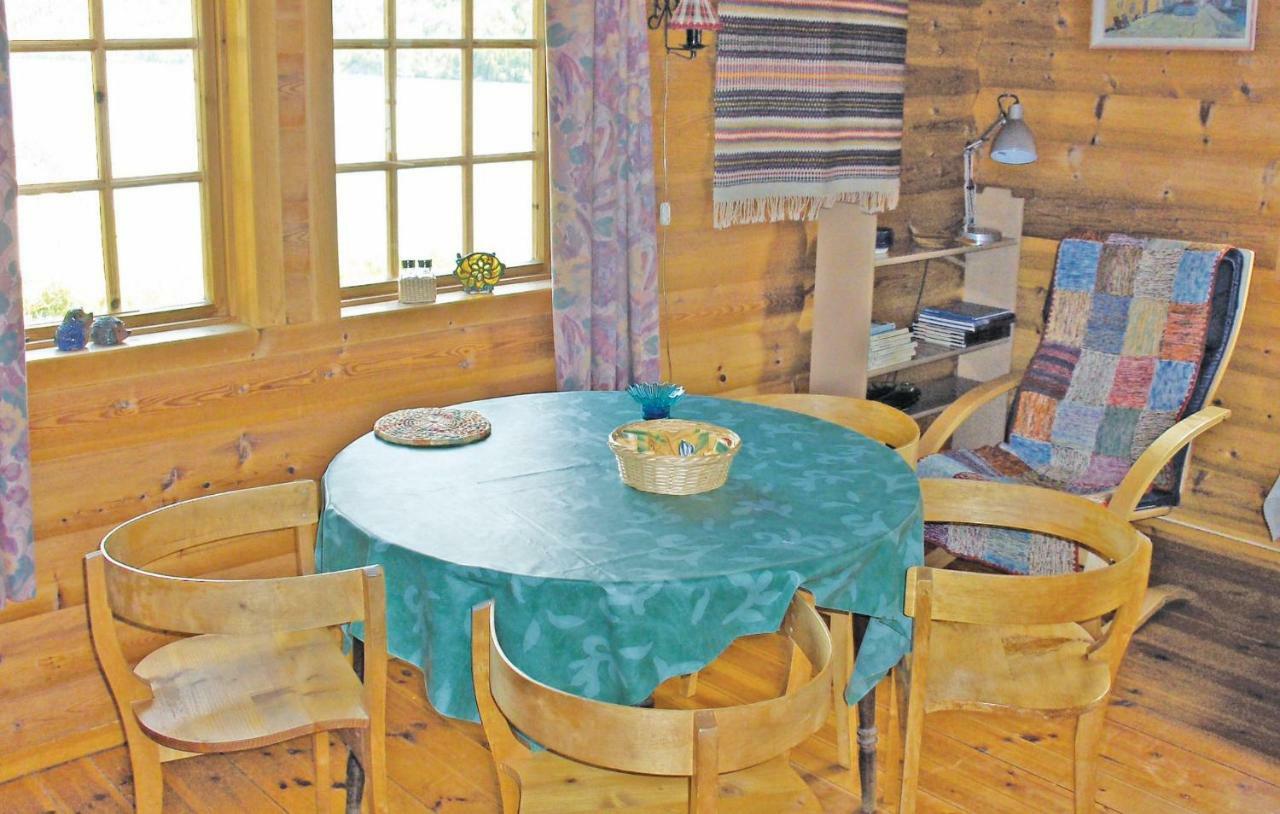 Cozy Home In Fjaerland With House A Mountain View Eksteriør bilde